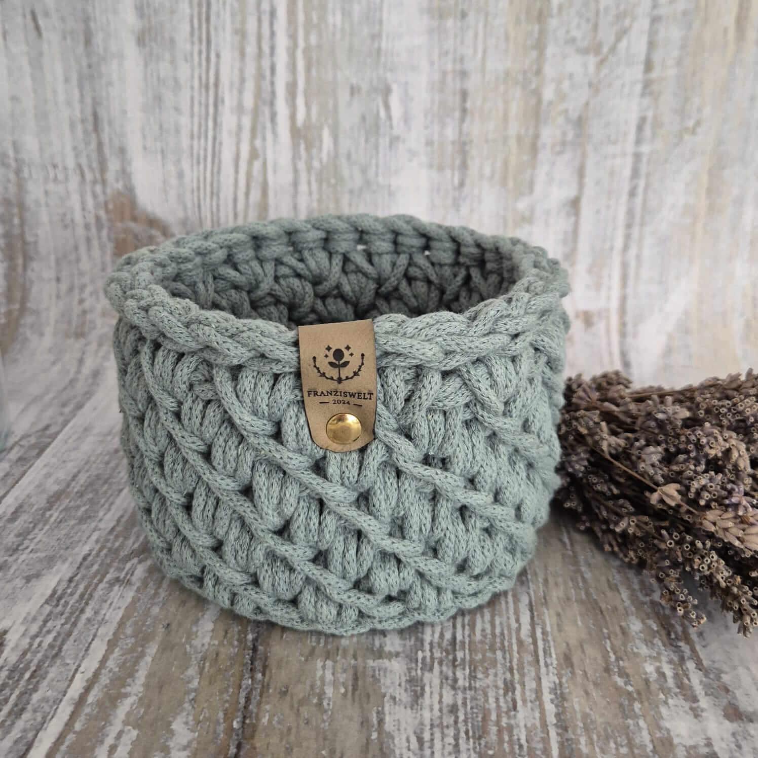 Häkelkorb zur Aufbewahrung - FRANZISWELT -2024-