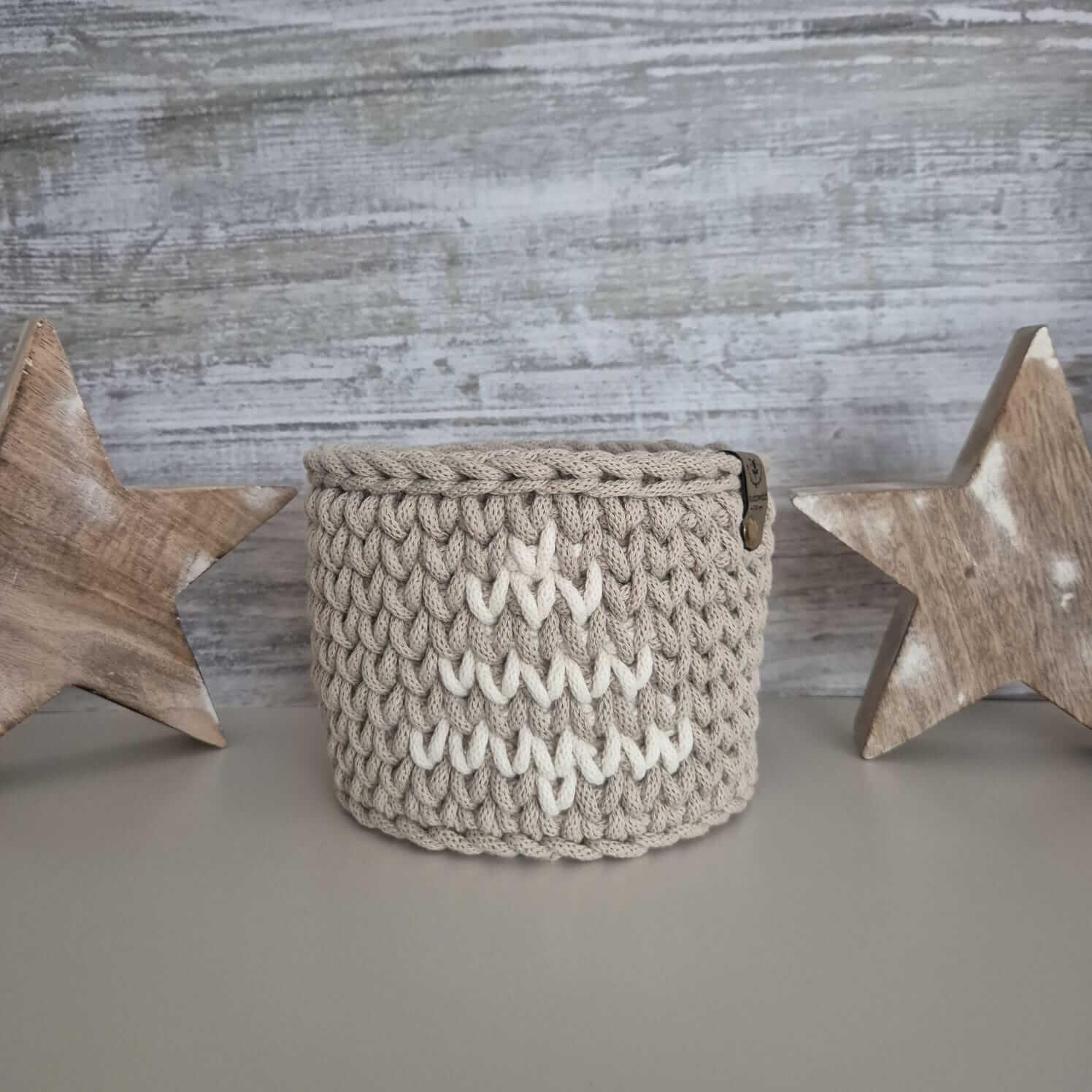 Häkelkorb mit Tannenbaummuster – handgemacht & nachhaltig - FRANZISWELT -2024-