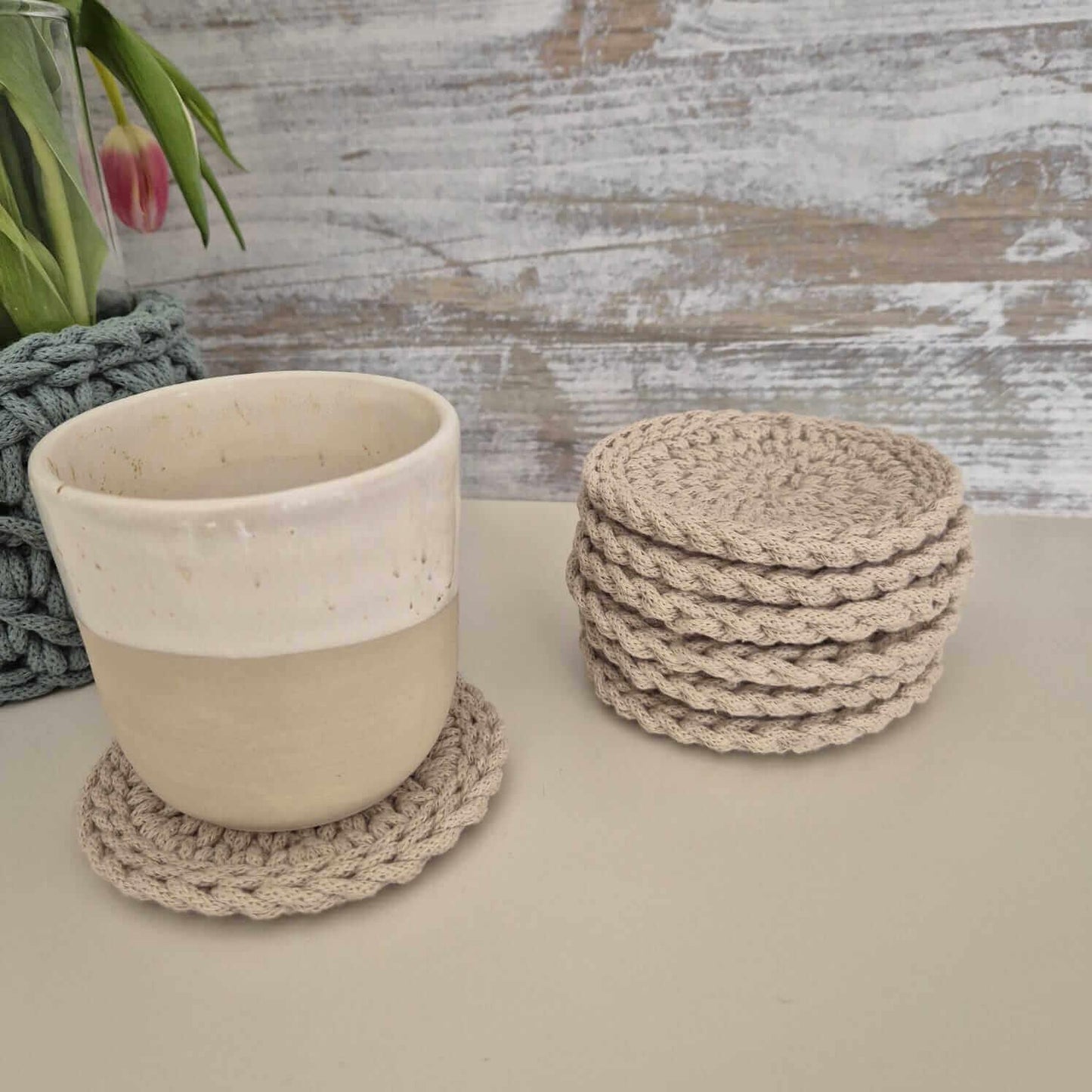 Untersetzer gehäkelt aus Baumwolle – Stilvoll & nachhaltig für Gläser, Becher & Tassen - FRANZISWELT -2024-