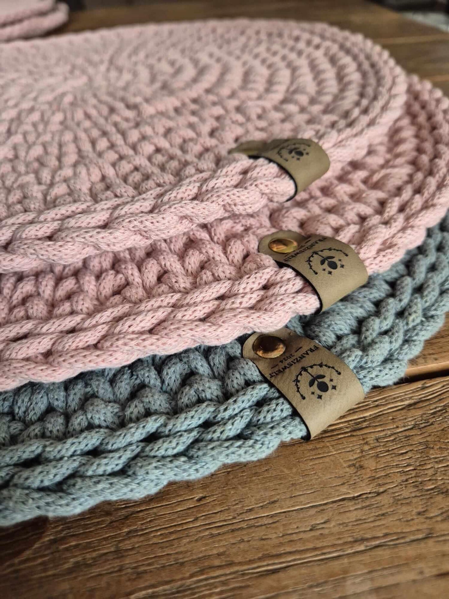 Untersetzer & Platzsets aus Baumwolle – Gehäkelte, nachhaltige Tischdeko - FRANZISWELT -2024-